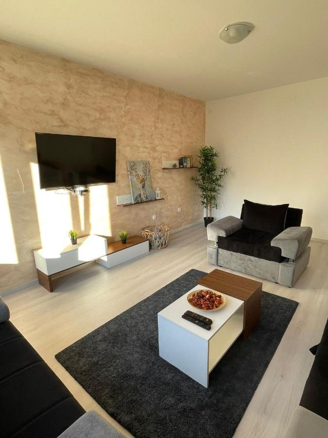 Apartment 51 - Bright, Spacious, Lux 1 Bedroom In The City Center - Stari Grad Beograd Eksteriør bilde